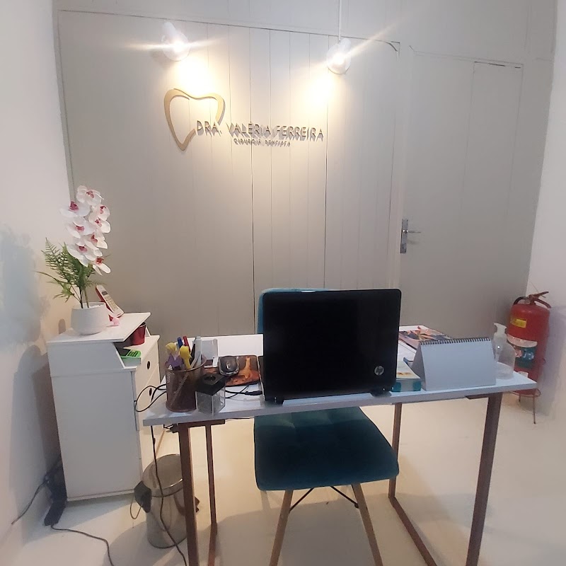 Dra. Valéria Ferreira | Dentista no Méier | Odontologia Estética e Clareamento Dental no Méier - foto 3