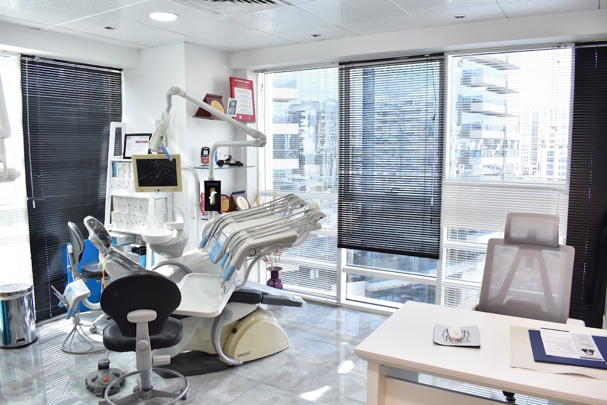 Crossroads Dental Clinic - Deira, Dubai 3