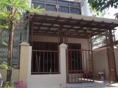 Kos Grand Putri Interkota (Kost Putri)