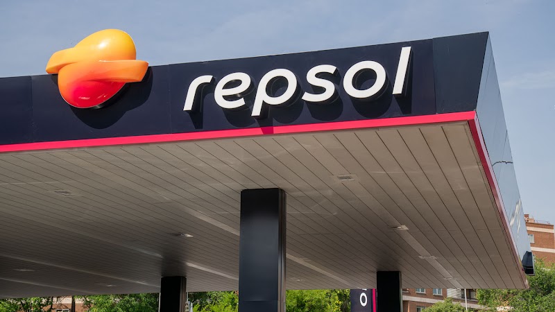 Estación de Servicio Repsol photo 1
