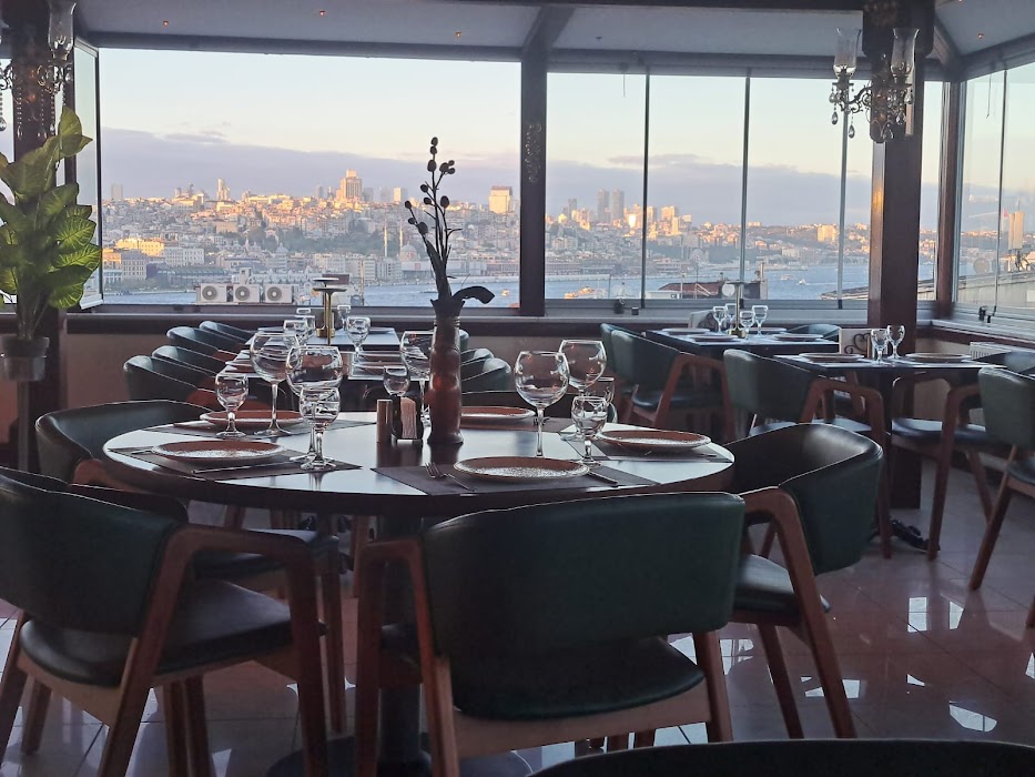 Old İstanbul Rooftop Mezze & Seafood Restaurant fotoğraf 1