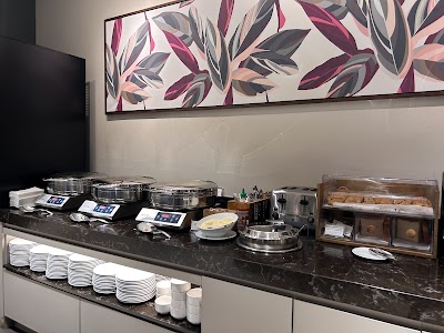 Desjardins Odyssey Lounge (Transborder) — Google photo 2