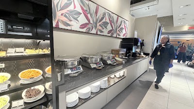 Desjardins Odyssey Lounge (Transborder) — Google photo 1
