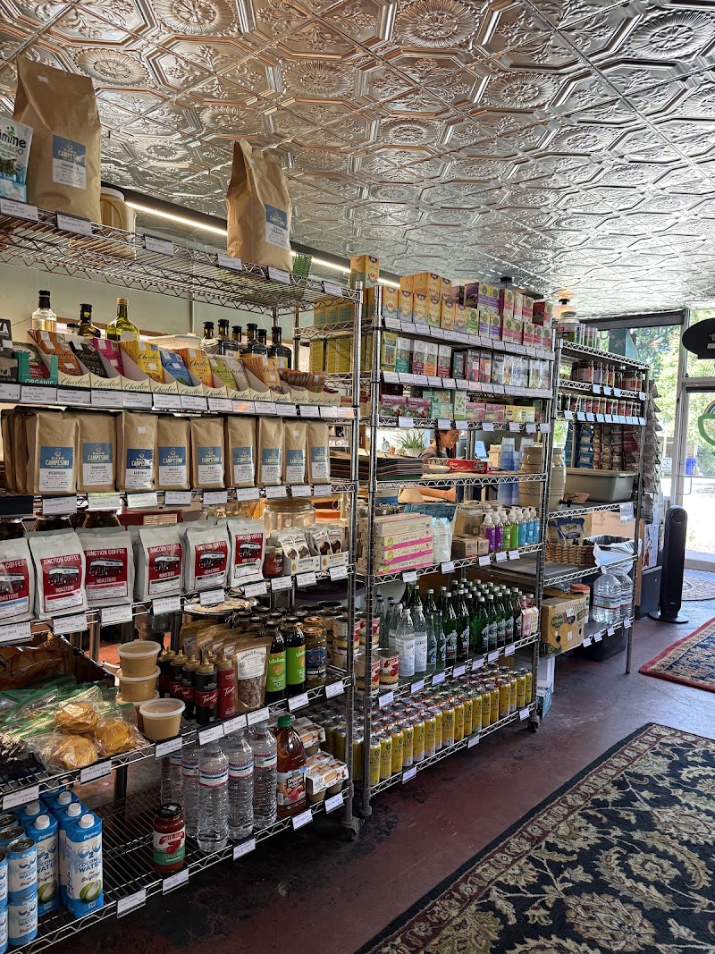The Earth Café & Deli photo 2