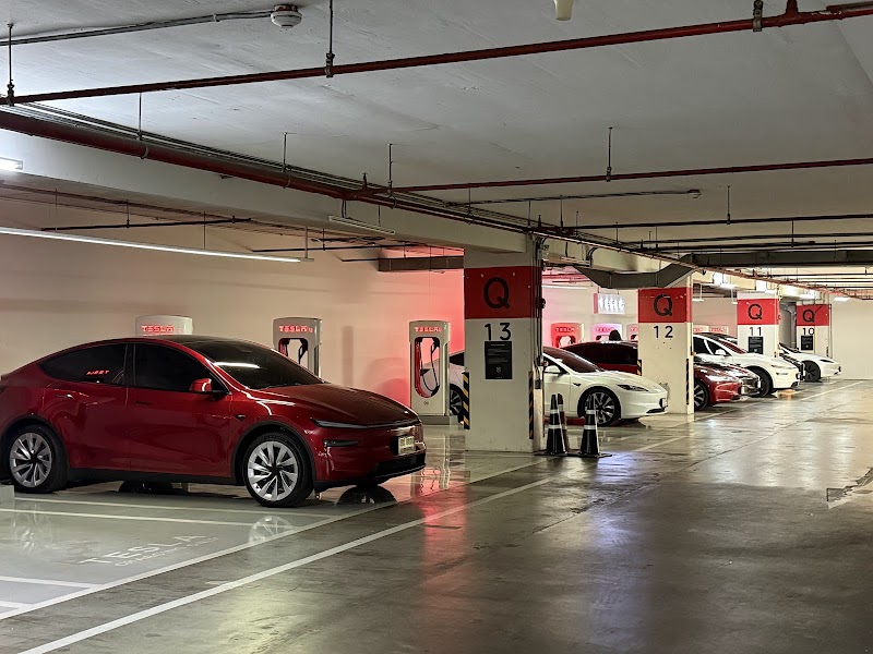 Tesla Supercharger