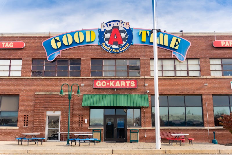 Arnold's Family Fun Center banner