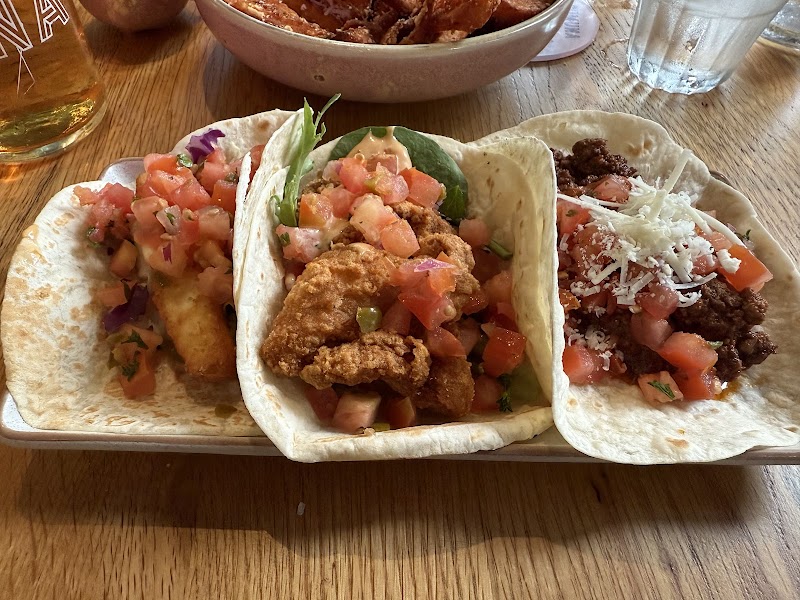 Comuna Cantina photo 4