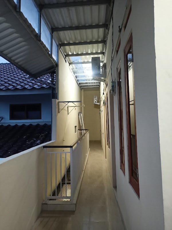 Kost Putra Adit Taman Aster