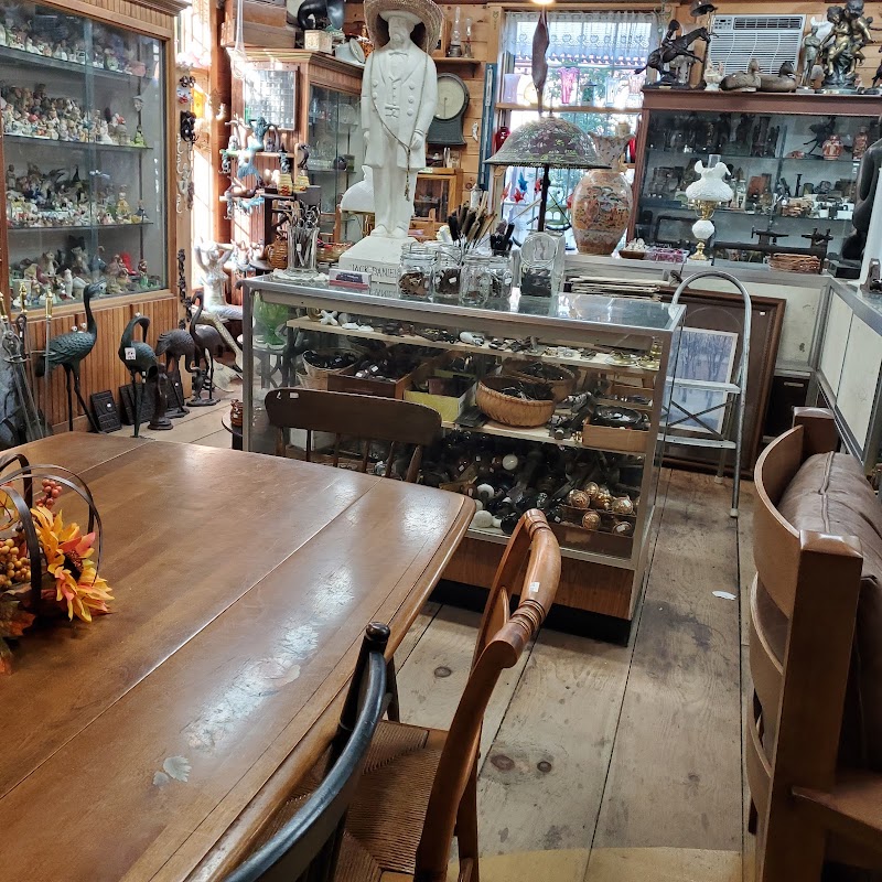 Freight House Antiques photo 2