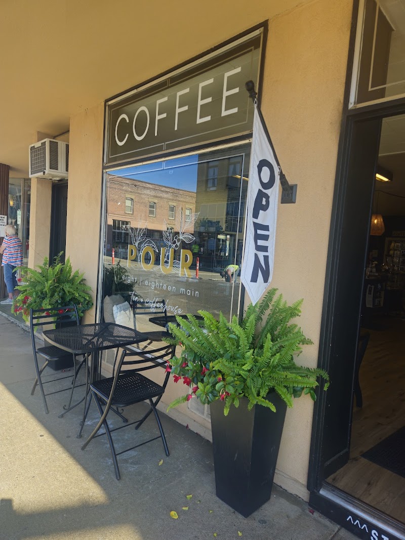 POUR 818 | tea + coffeehouse photo 4