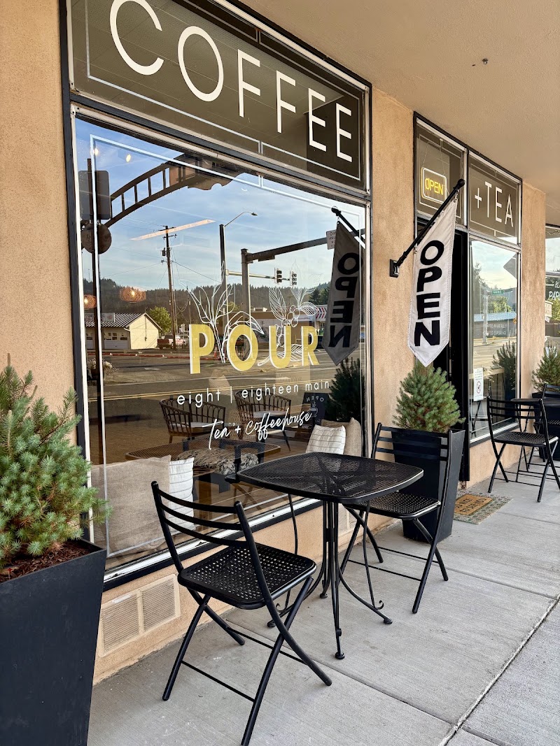 POUR 818 | tea + coffeehouse photo 3