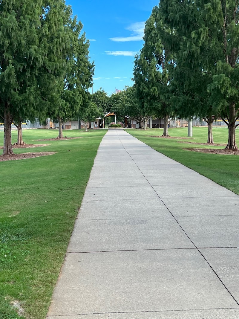 Burlington Springwood Park photo 3