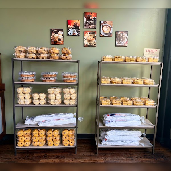 LAIS AREVALOS / SANCHEZ BAKERY AND COFFEE SHOP exterior