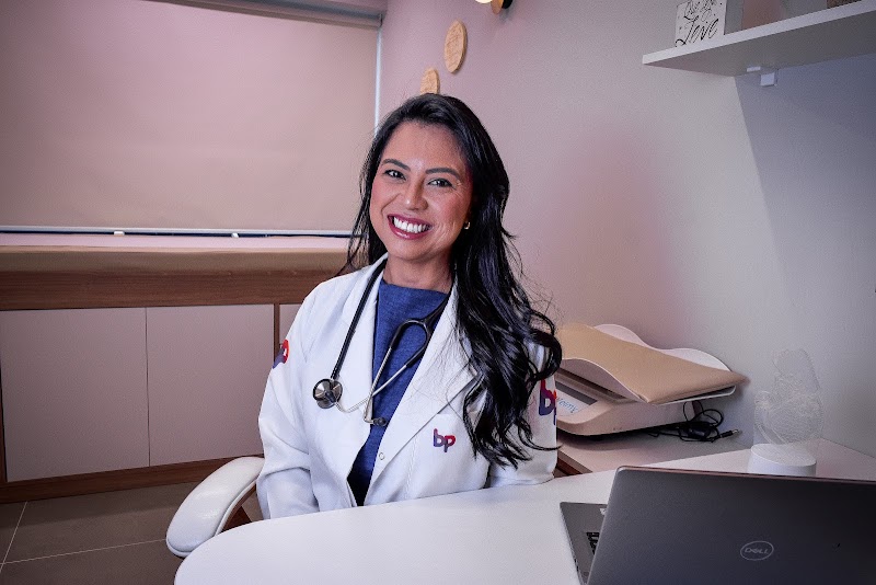 Foto de Dra. Flávia Samos - Cardiologista em SP