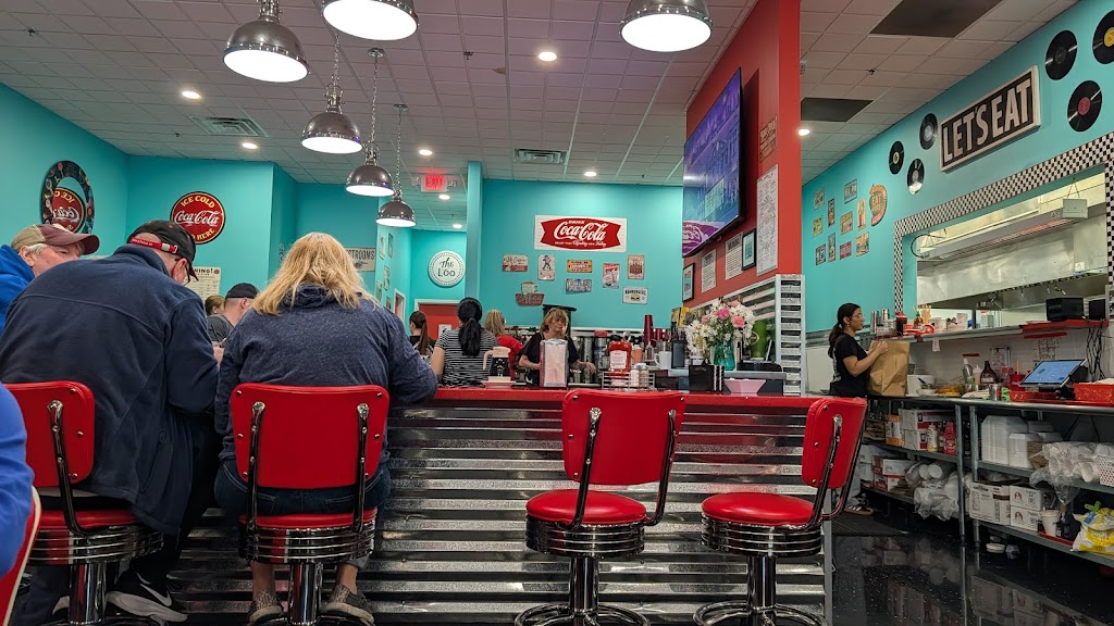 B Town Diner