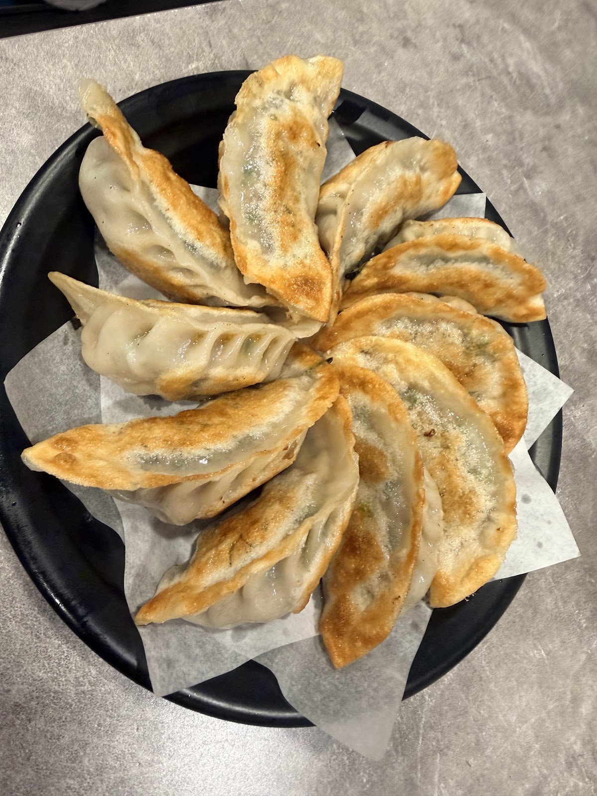 逸東餃子 — photo 8