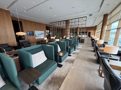 Cathay Pacific Lounge — Google photo 4