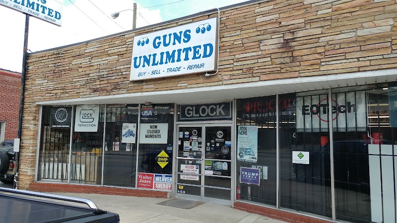 Mark's Lil' Gun Shop LLC photo