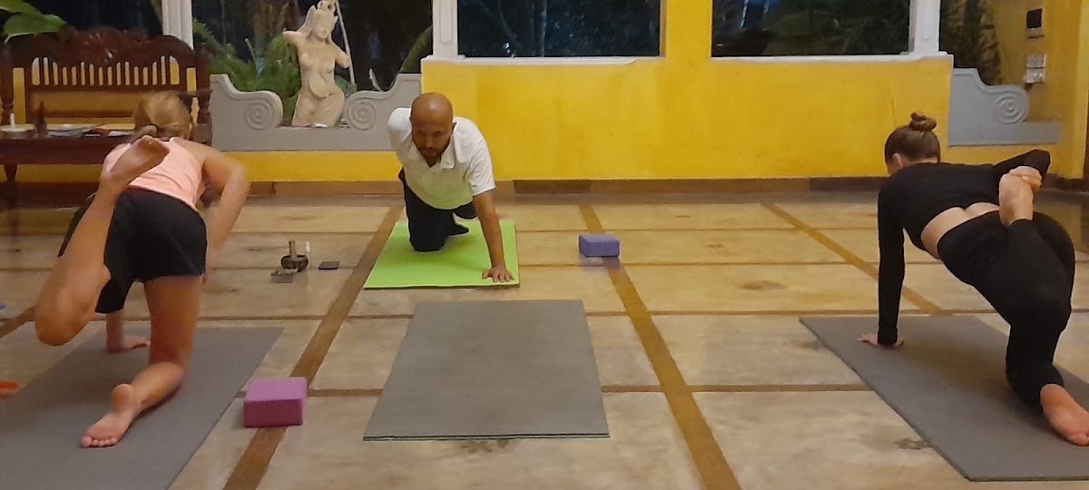 Yoga Thambapanni — 3