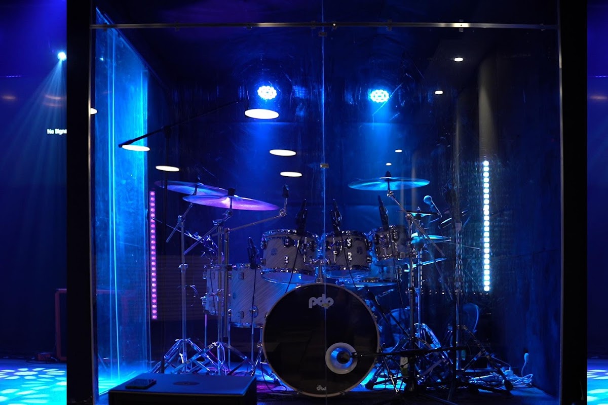ZAMIC Events For Parties & Entertainments Services 5