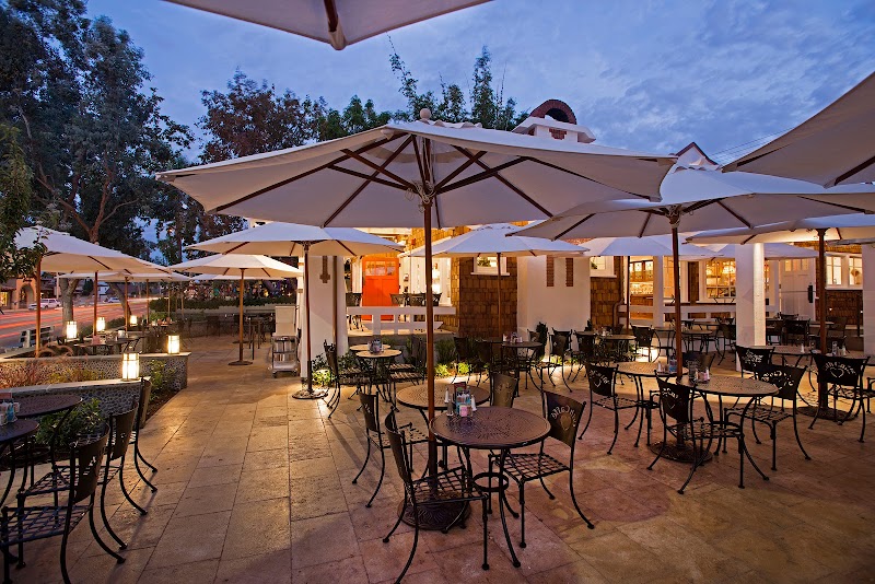 Urth Caffe Laguna Beach photo 1