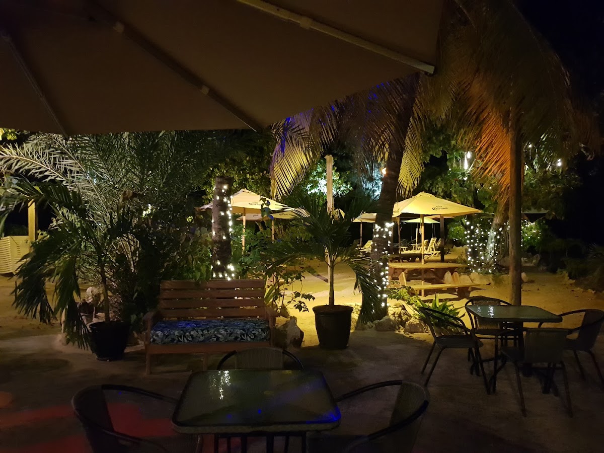 Beachlimerz in antigua-and-barbuda