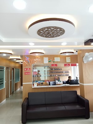 Dr Paul's Hair & Skin Clinic - Image 2