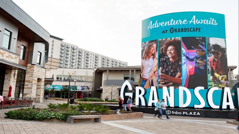 Grandscape photo 1