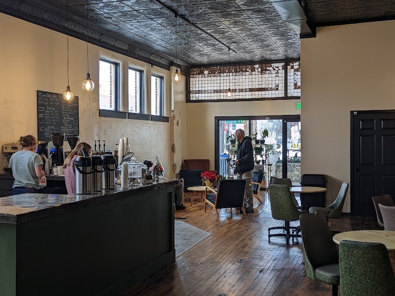 The Green Bean Coffee & Sweet Shop photo 4
