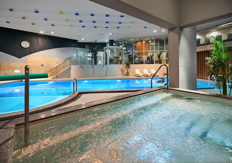 ゴールデンスパ 3