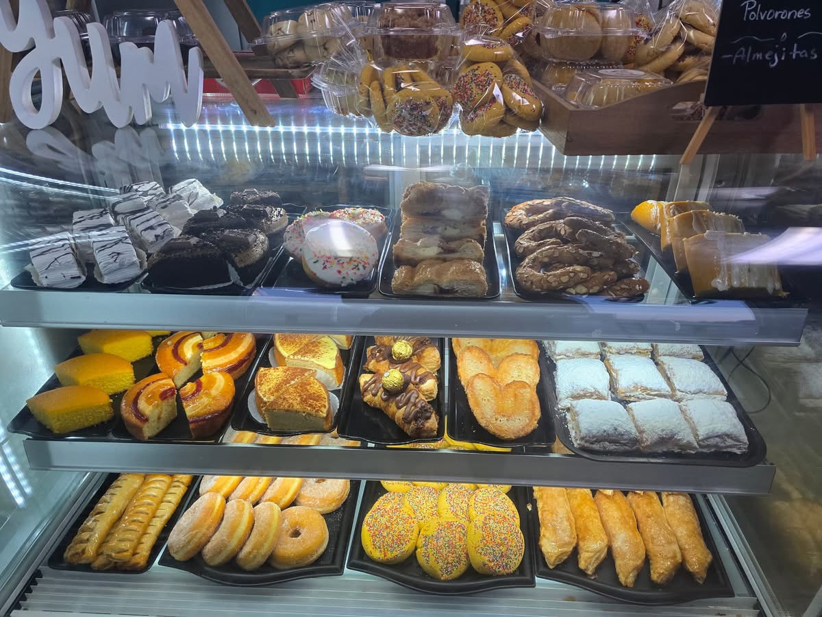 Lakeland Bakery