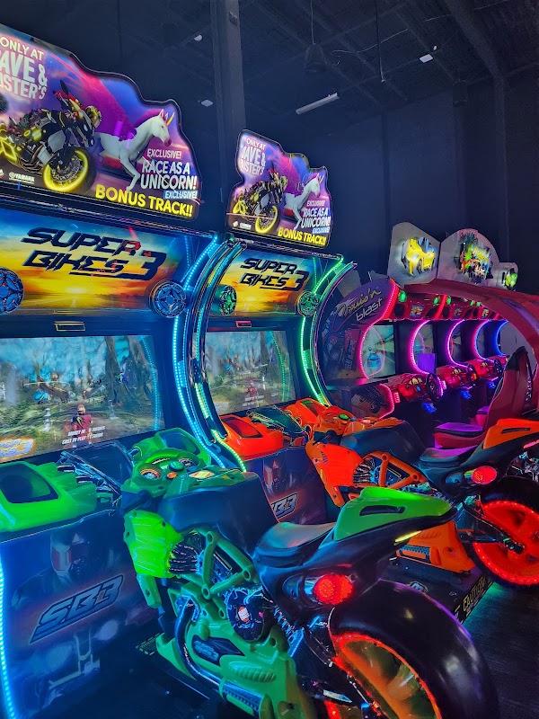 Dave & Buster's Oakville — photo 10