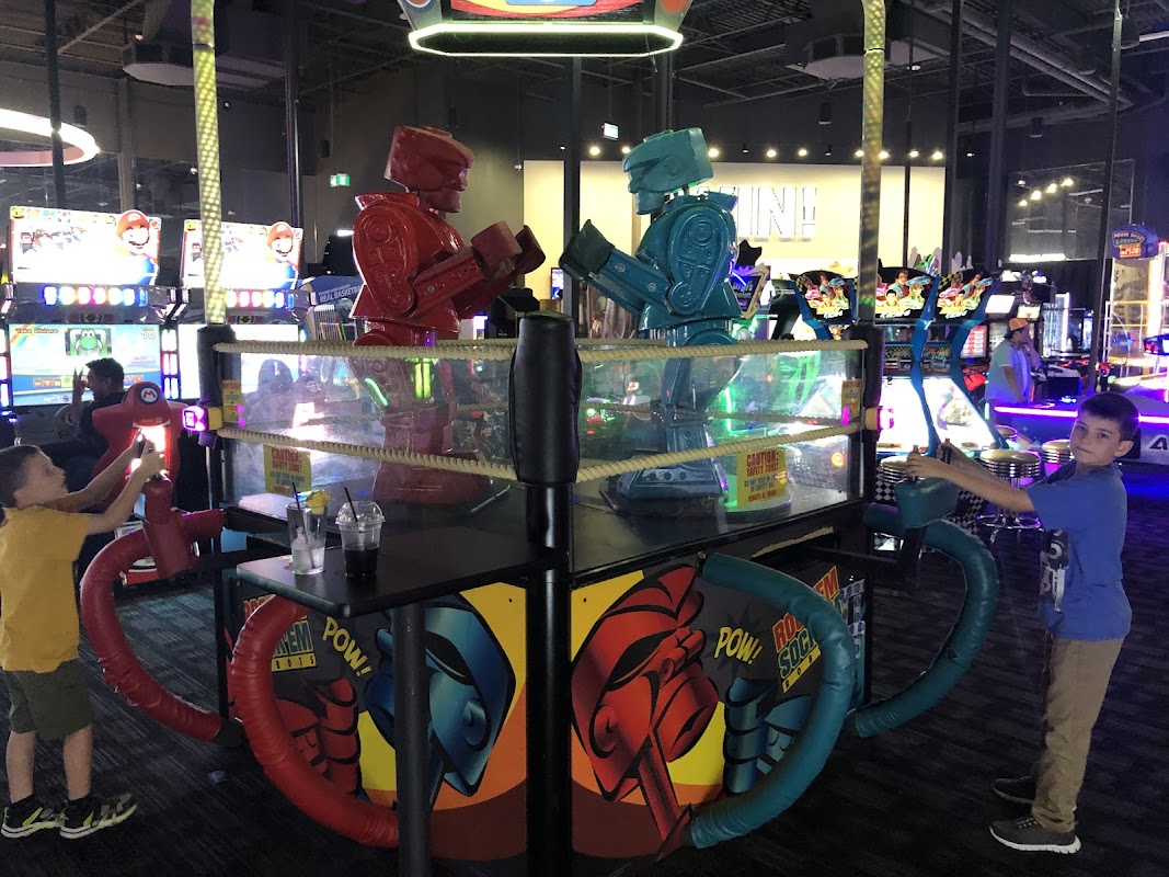 Dave & Buster's Oakville — photo 9