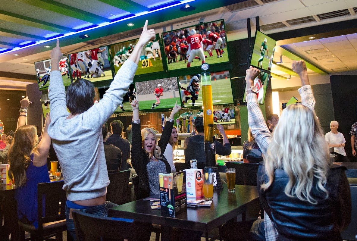 Dave & Buster's Oakville — hero photo
