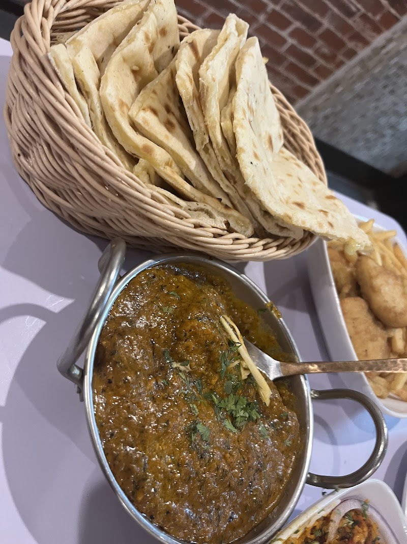 Himalayan Taj Indian Restaurant photo 3