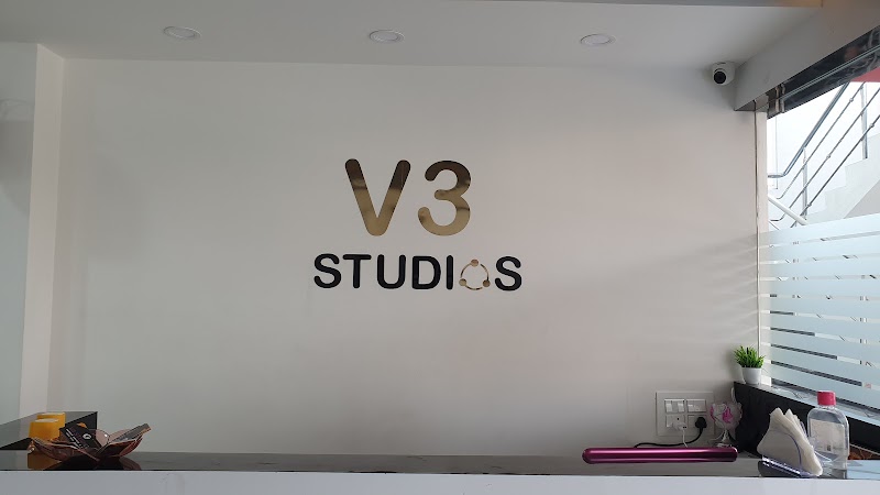 V3 STUDIOS FAMILY SALON