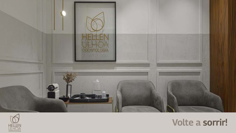 Dra. Hellen Ulhoa | Invisalign | Lente de Contato Dental | Dentista | Lourdes | Belo Horizonte - MG