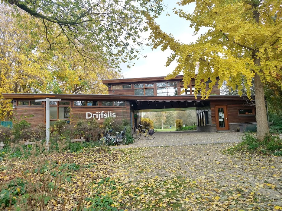 Nature playground the Natureluur Sloterpark fotoğraf 1