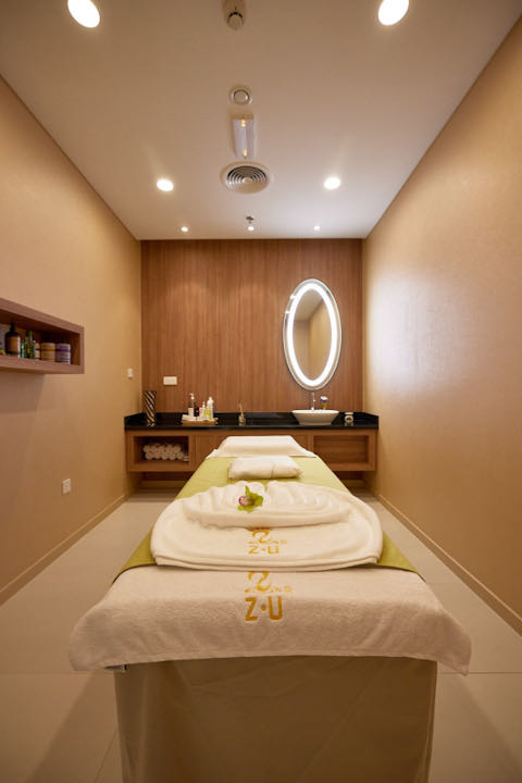 The Z U U Ladies Lounge 4