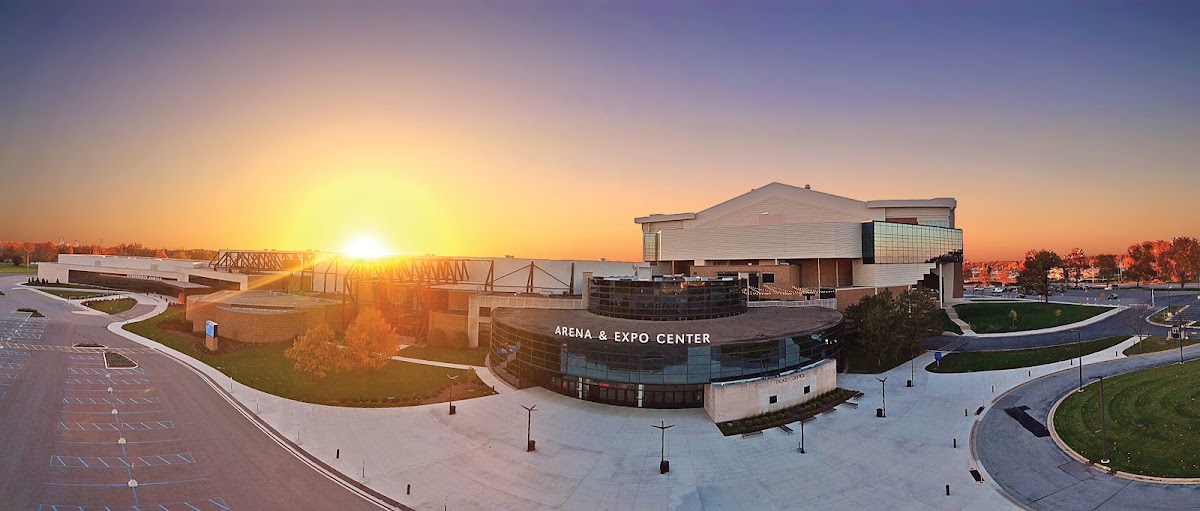 Allen County War Memorial Coliseum exterior — Fort Wayne, United States