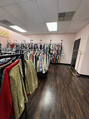Thrift @ The Warehouse - North Central photo