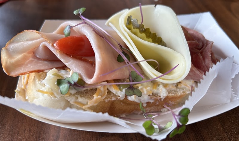 Four Green Cats Cafe photo 4