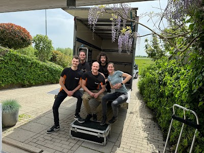 Foto van Truckit verhuisbedrijf & bus huren Wageningen