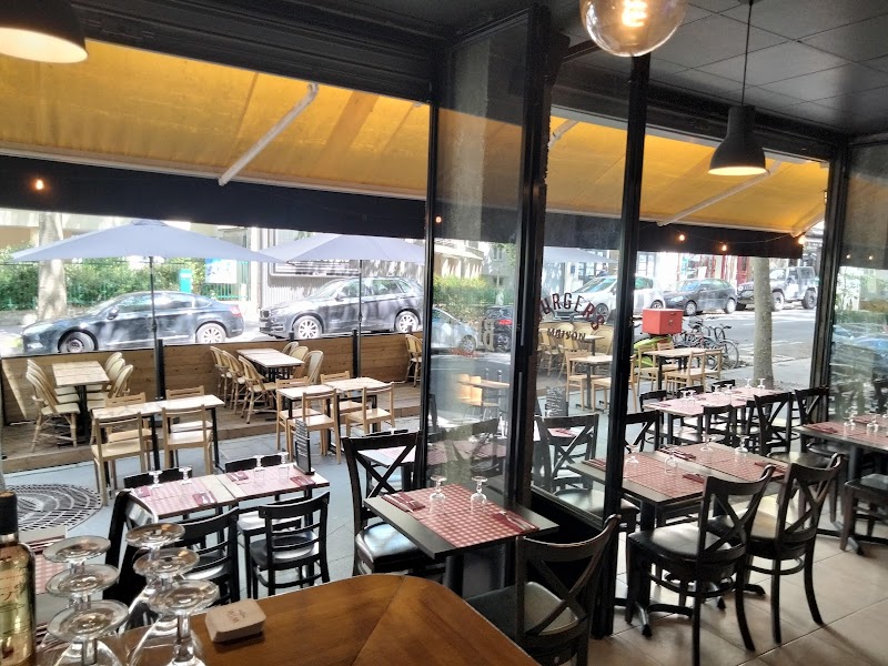 AU MATHURIN 19ème Paris
