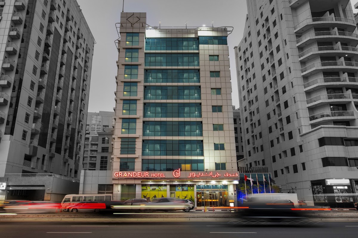 Grandeur Hotel