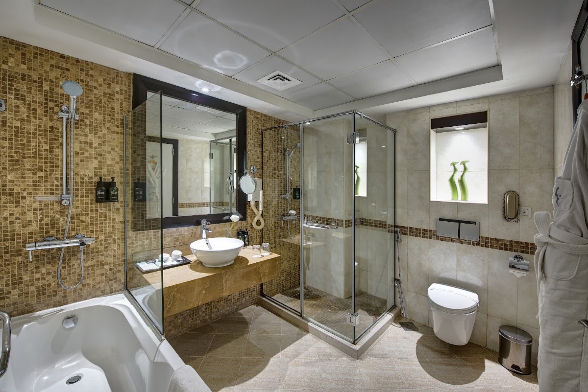 Grandeur Hotel 4