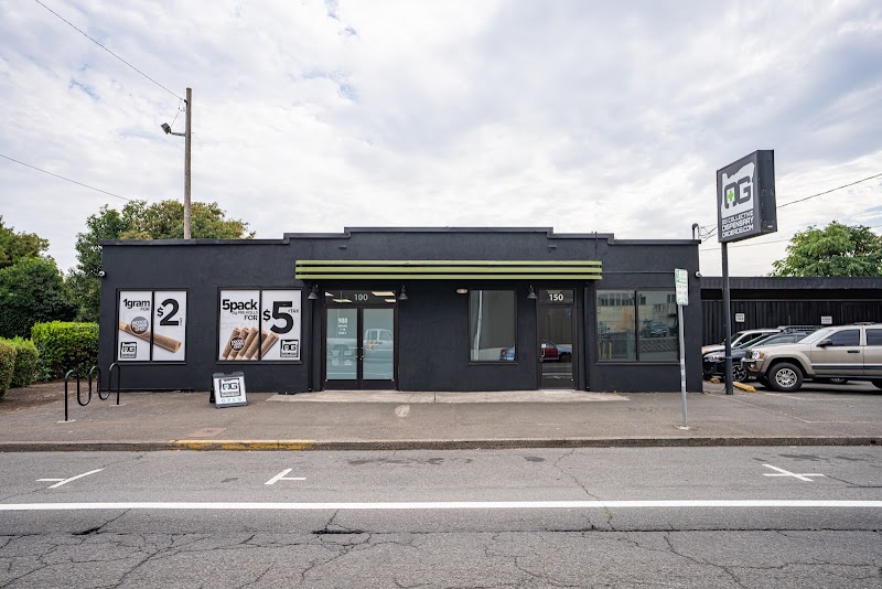 Video tour of OG Collective Dispensary - West Salem retail environment