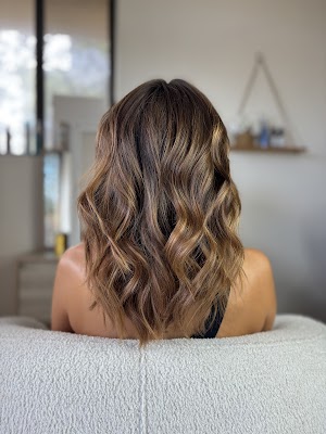 Healthy Blonde Hair photo 2