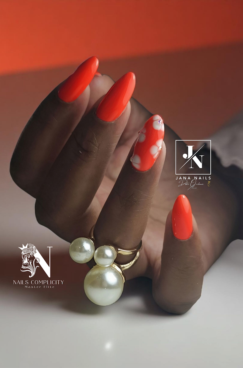 ALICE CHERIF (BIDOIS) (NAILS COMPLICITY) — photo 2