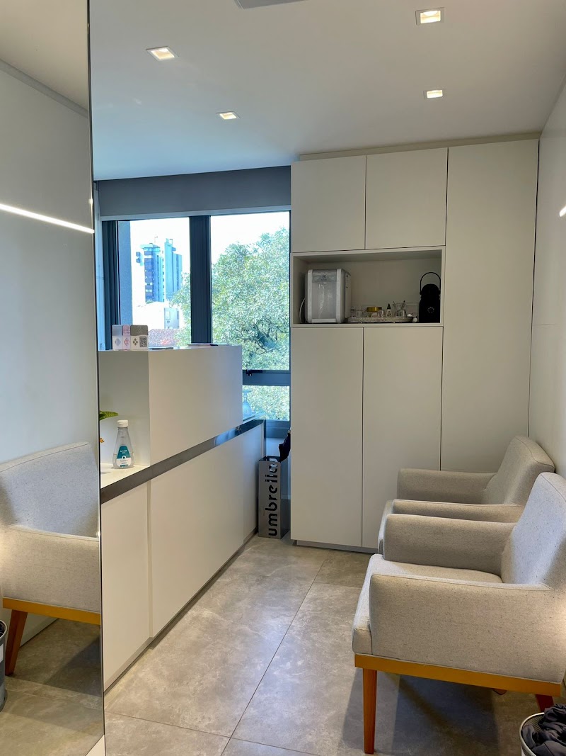 Dra. Karen Pelegrino Schaidhauer - foto 3